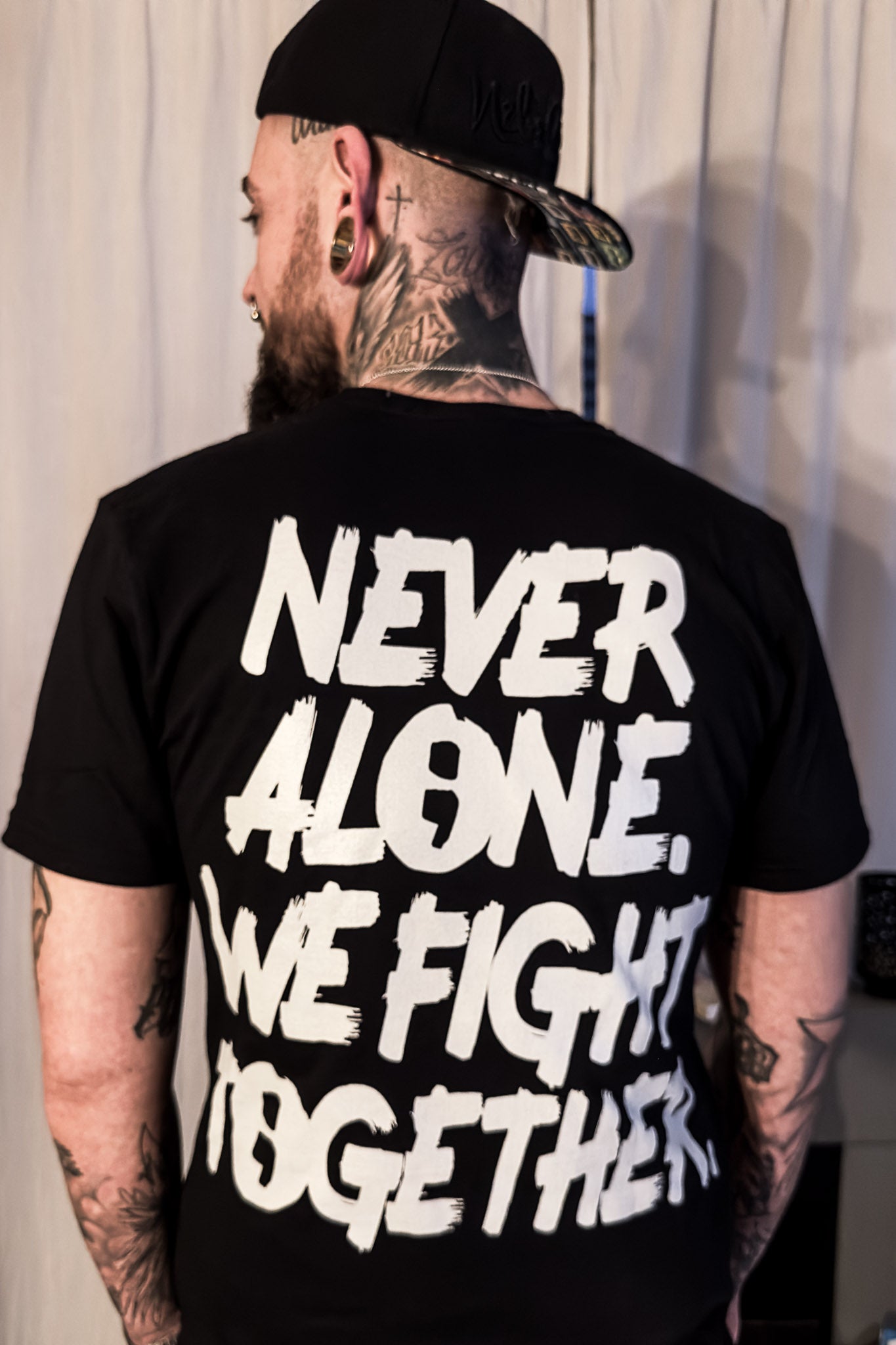 LOVE - T-SHIRT SCHWARZ