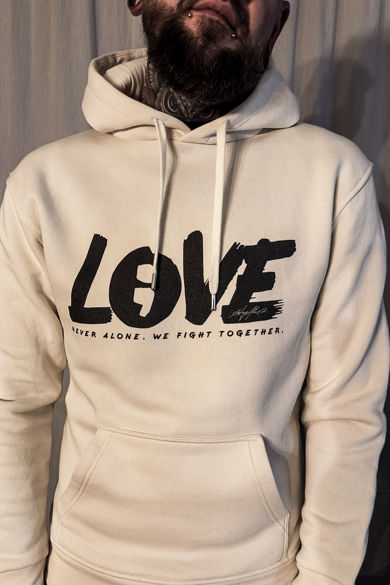 LOVE - HOODIE